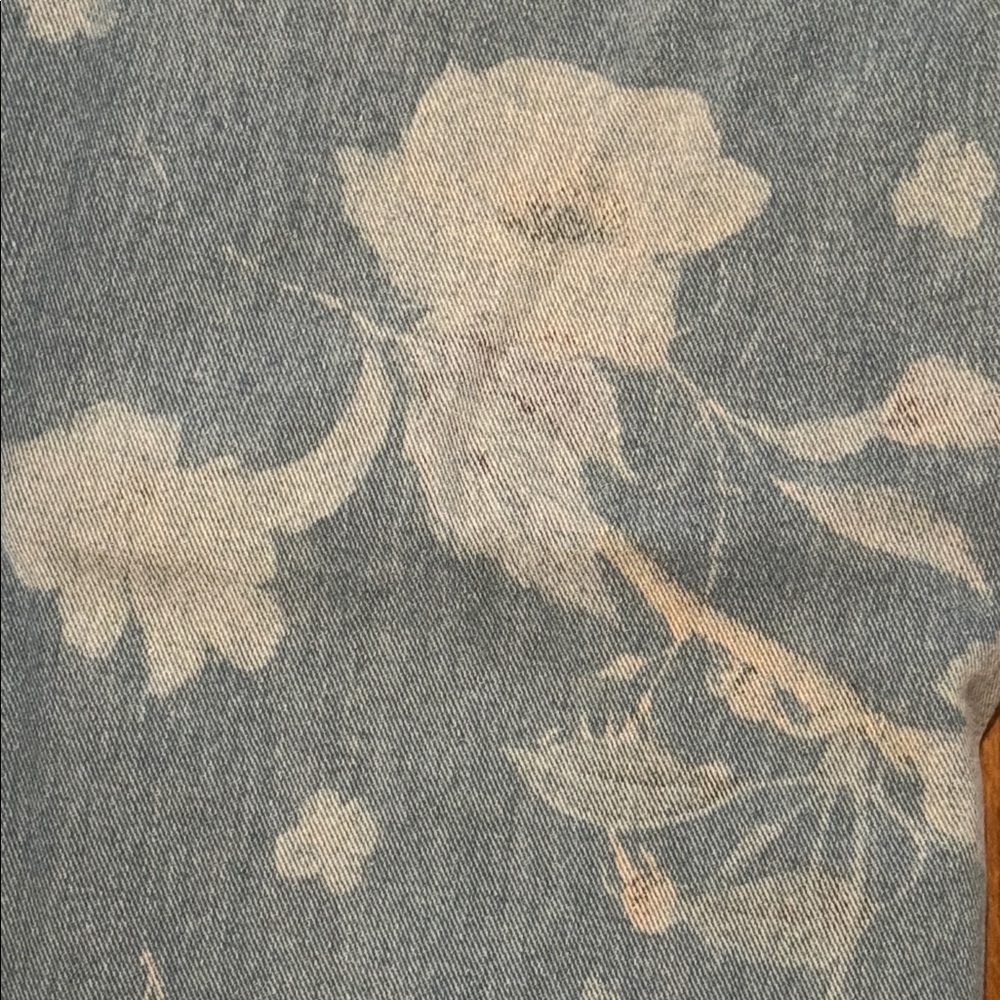 Floral Patterned Blue Jeans - Picture 9 of 9